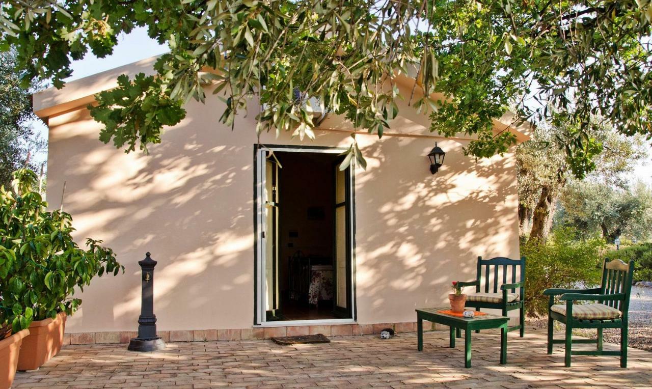 Pathirion B&B Rossano Buitenkant foto